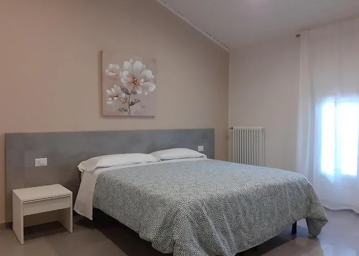 Royal & Breakfast 4* Modena