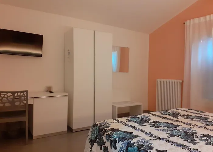 Bed & Breakfast Royal & Breakfast 4*