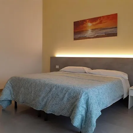 Royal & Breakfast Alojamento de Acomodação e Pequeno-almoço Modena