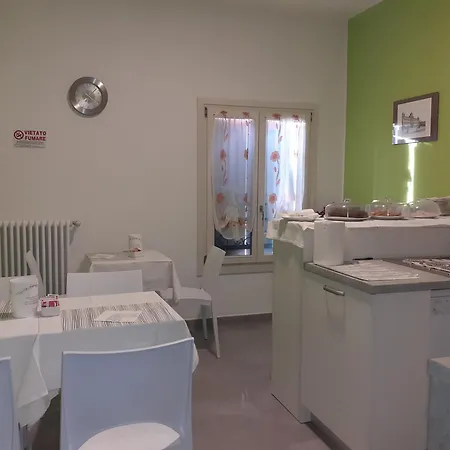 Royal & Breakfast 3* Modena