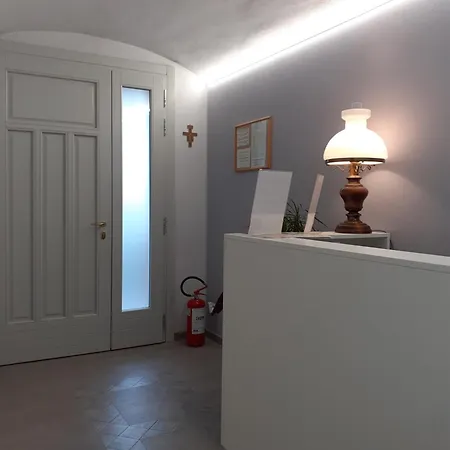 Alojamento de Acomodação e Pequeno-almoço Royal & Breakfast