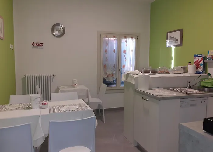 Royal & Breakfast 3* Modena